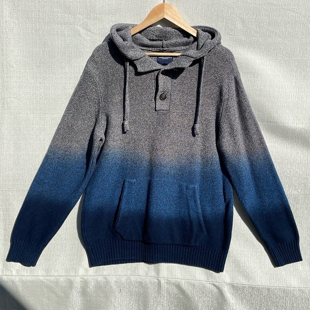 American Eagle Men’s Ombré Knit Hoodie Size Medium